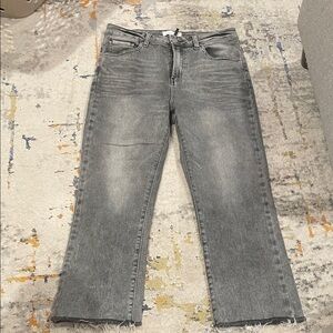 Cropped Grey Straight-Leg Jeans